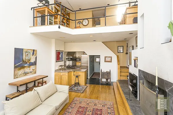 Rented by Halstead Real Estate | media 4