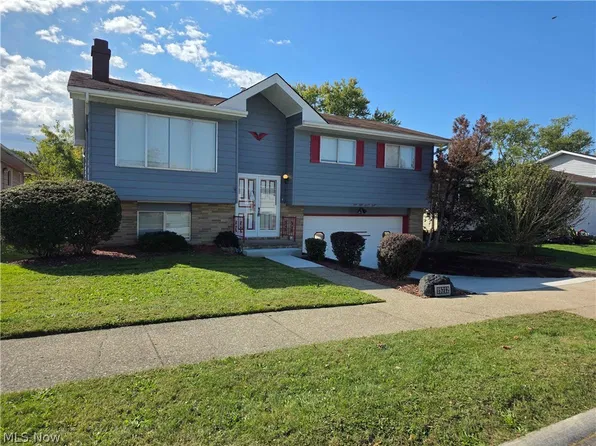 15712 Mendota Ave, Maple Heights, OH 44137