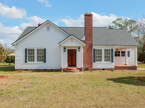 501 Bullard St, Nashville, GA 31639