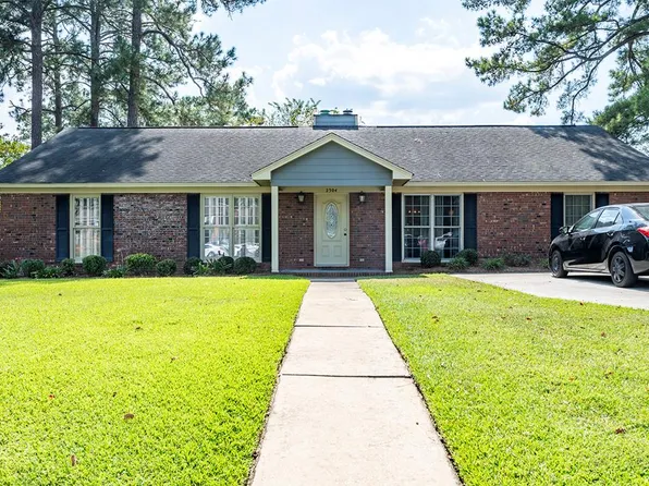 2304 Tuxedo Ln, Albany, GA 31707