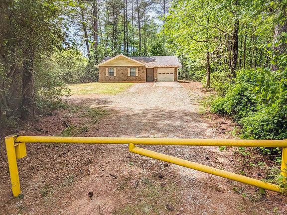 3rd image of 7865 Hobgood Rd