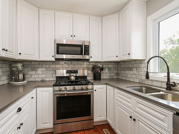4th image of 9002 Jarboe St