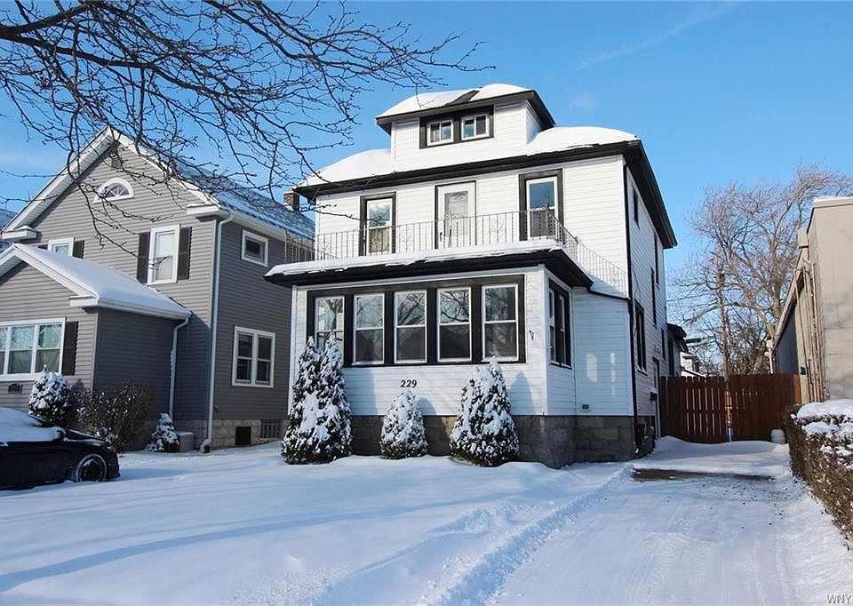 1st image of 229 Kinsey Ave