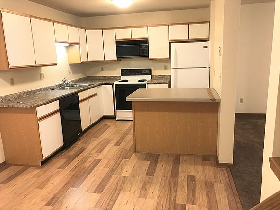 4th image of 5682 Norfolk Dr APT 4