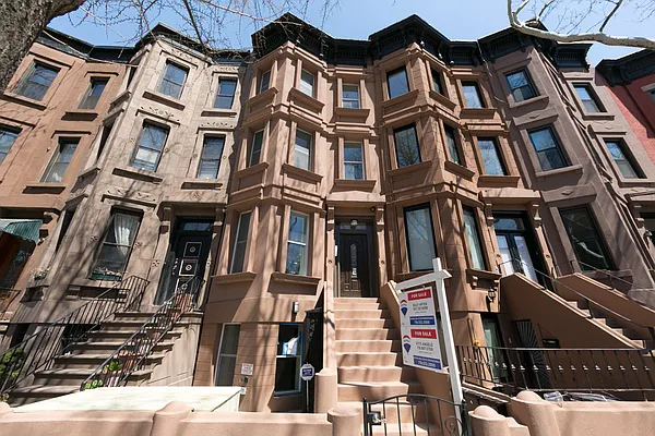 Rented by Remax Real Estate Professionals | media 23