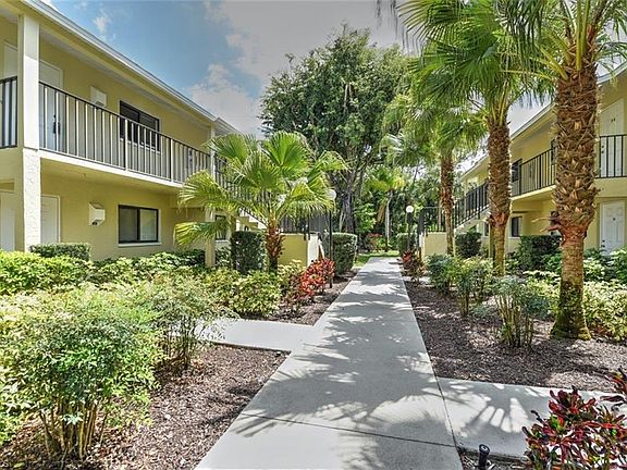 4th image of 28150 Pine Haven Way APT 31