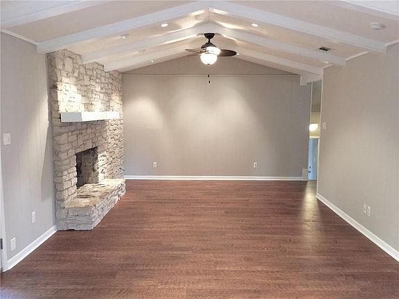 5th image of 2604 Harrowden Dr