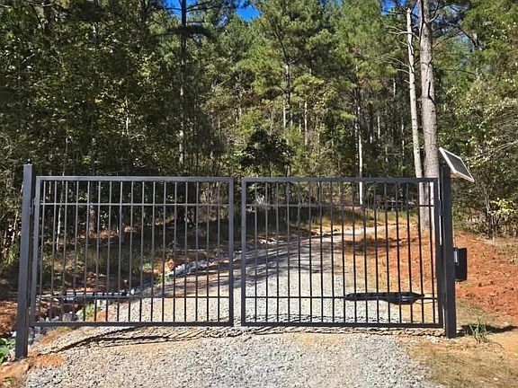 3rd image of 2421 Wasson Rd