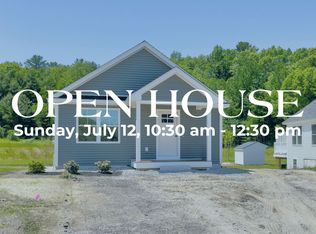 19 Feldspar Ln #10, Cumberland Center, ME 04021
