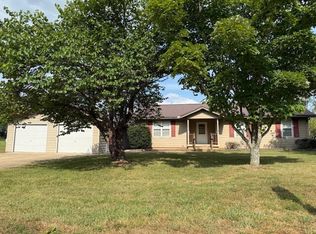 1301 Deer Park Lane, Mountain View, MO 65548