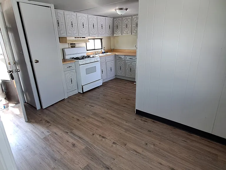 2303 S Greeley Hwy #3 — Photo 2