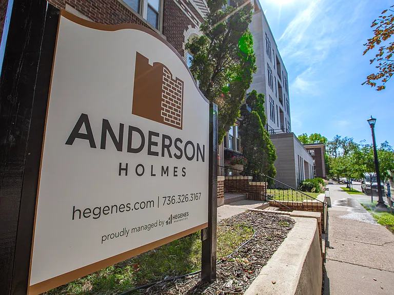 Anderson Holmes — Photo 9