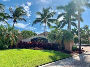 8070 N Nob Hill Rd APT 303, Fort Lauderdale, FL 33321
