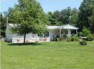 425 Starwood Dr, Brandenburg, KY 40108