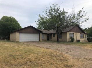 735 S College St, Hamilton, TX 76531