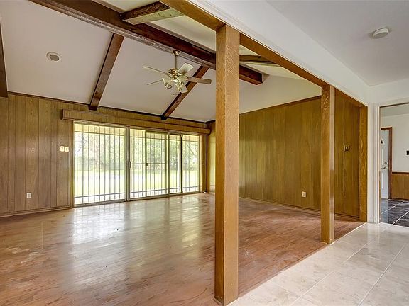 4th image of 13615 Jaycrest Dr
