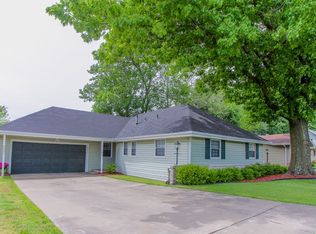 2331 S Ingram Mill Rd, Springfield, MO 65804