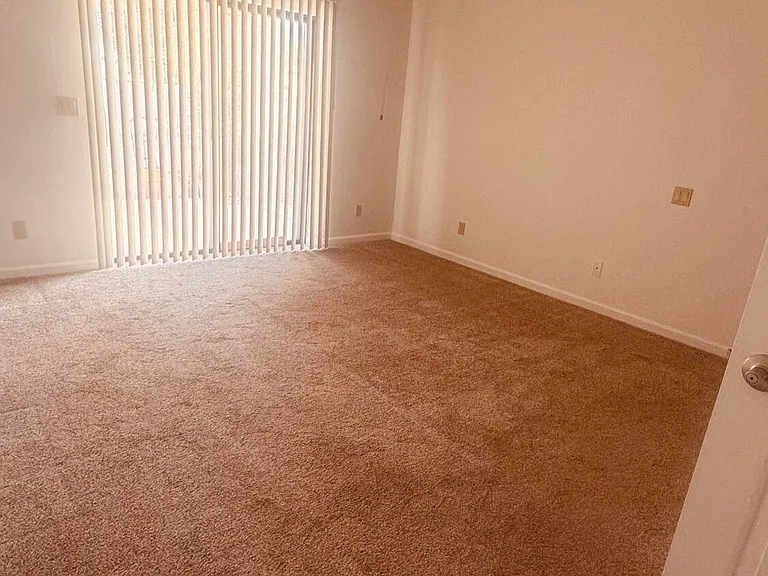 6707 E Kelton Ln — Photo 14