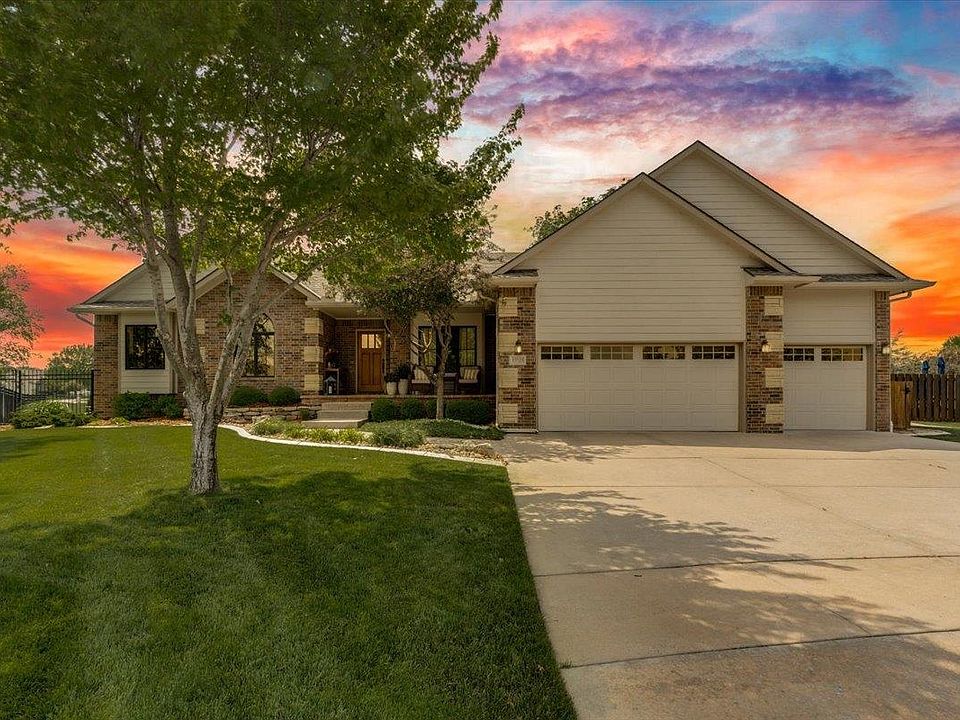 1st image of 13723 W Highland Springs Ct