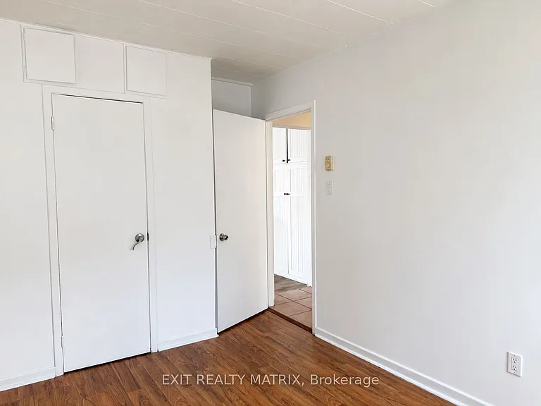 696 Principale St #A — Photo 9