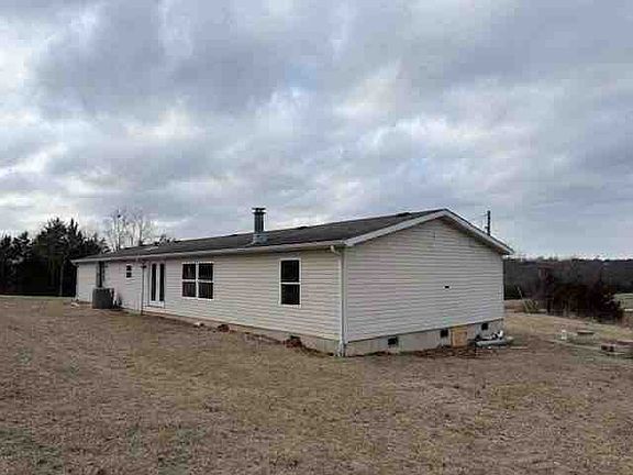 2nd image of 22680 Redwood Rd