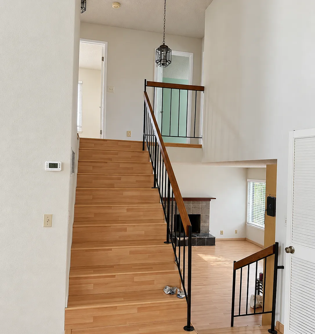 4 bed, 2.5 bath, 2104 sqft, $7,800 — Photo 4