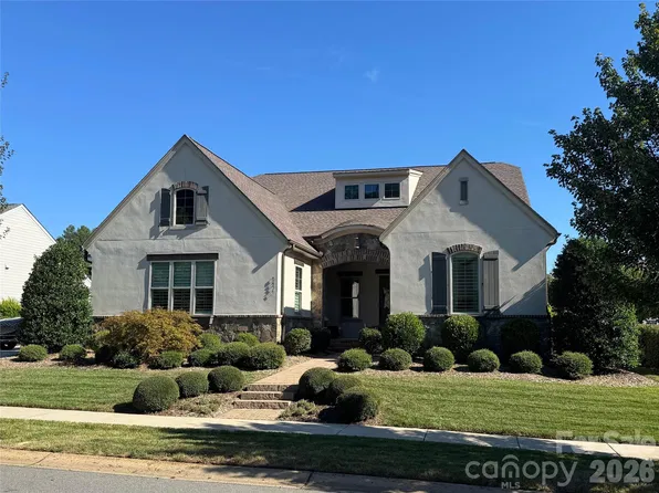 8431 Bassinger Dr, Huntersville, NC 28078