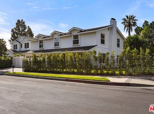 16150 Morrison St, Encino, CA 91436