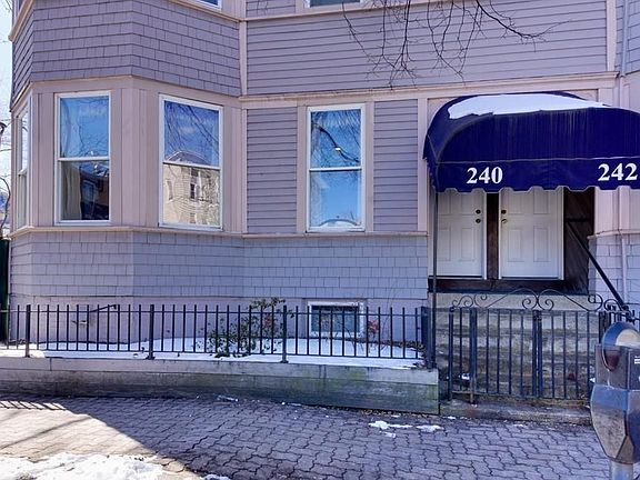 2nd image of 240 Hampshire St