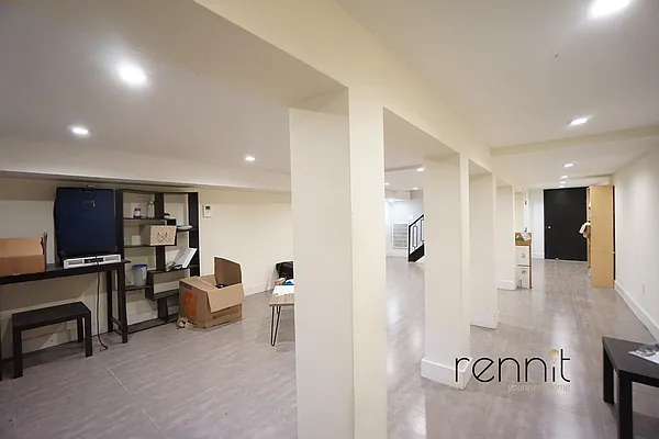 Rented by Rennit Inc. | media 16
