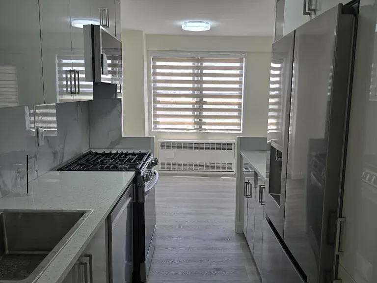 42-25 Colden St #16-P — Photo 9