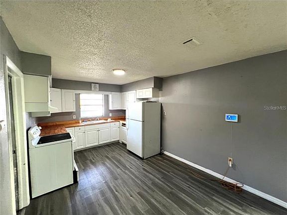 3rd image of 7004 Clarcona Ocoee Rd
