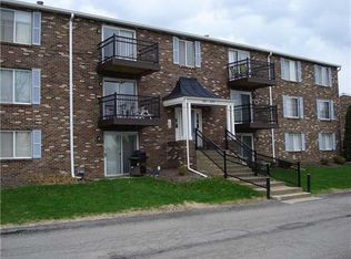6121 Patrick Henry Dr, Aliquippa, PA 15001