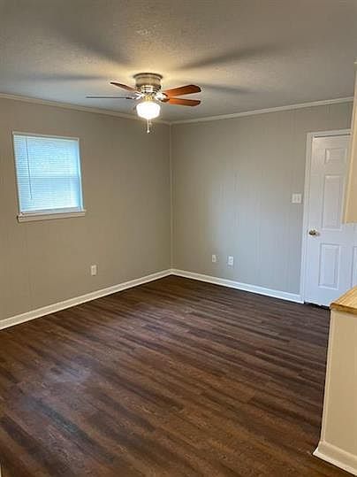 1st image of 220 Westgate Dr APT 6