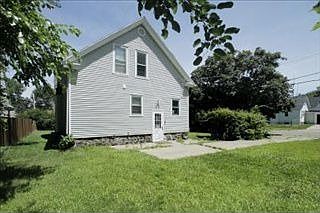 5th image of 374 Cliff St