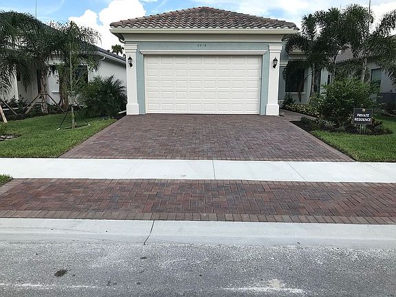 2nd image of 4474 Crimson Ave