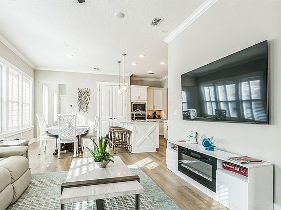 4th image of 96125 Majestic Palm Way