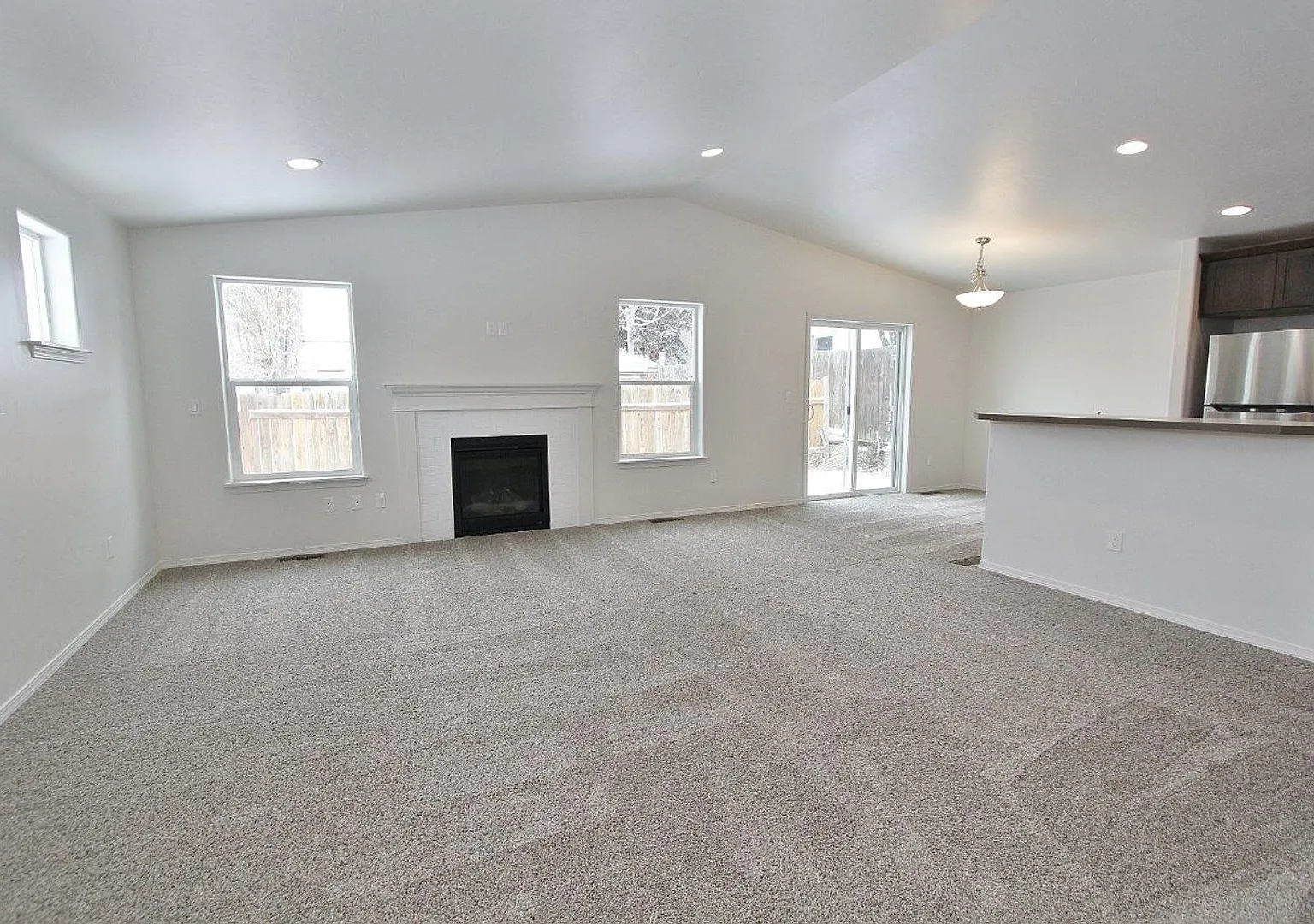 Immaculate Home w/no HOA — Photo 3