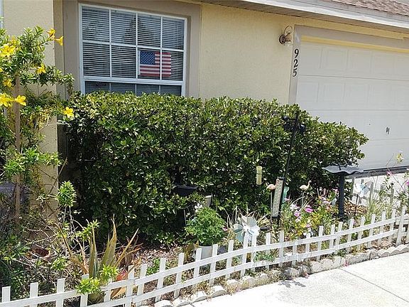 3rd image of 925 Gila Pl