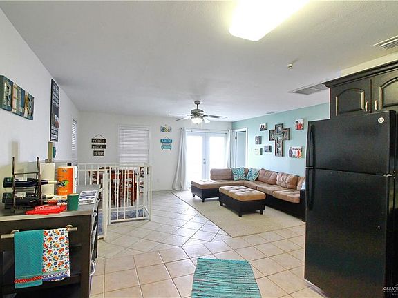 3rd image of 9102 Lago Vista Dr