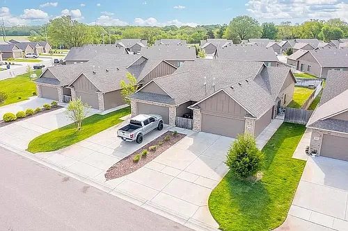 3420 E Sunflower Dr Photo 1