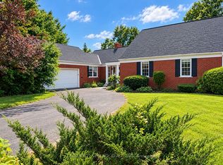 20 Inverness Ave, Perth, ON K7H3G6