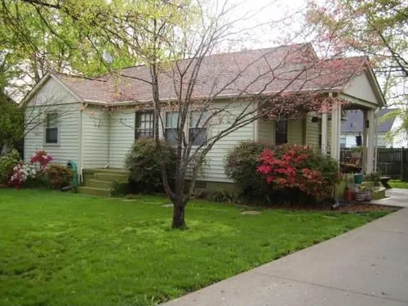 302 Asbury Dr, Chattanooga, TN 37411