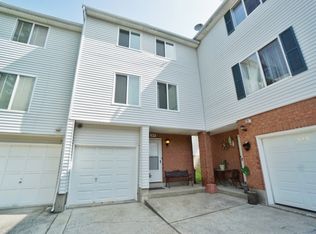 517 Ilyssa Way, Staten Island, NY 10312