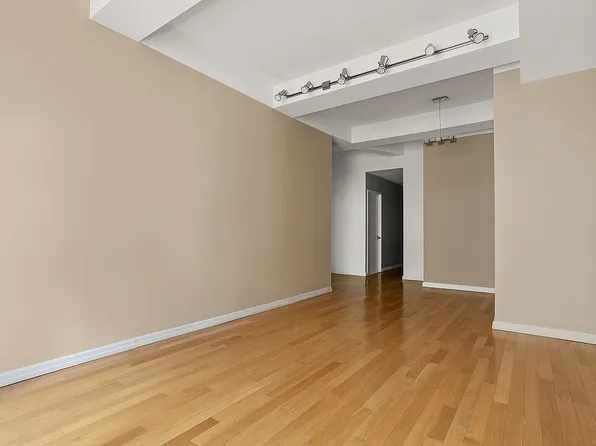 99 John St APT 919, New York, NY 10038