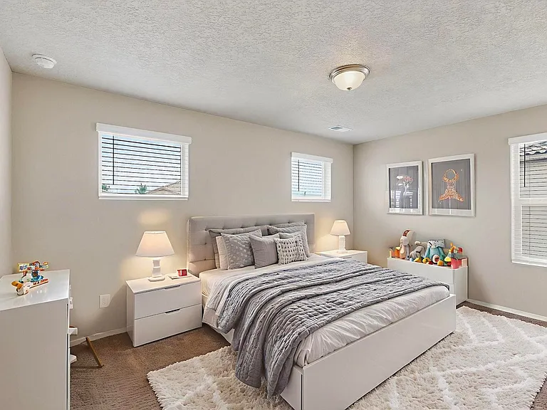 4345 Skyline Loop NE — Photo 14