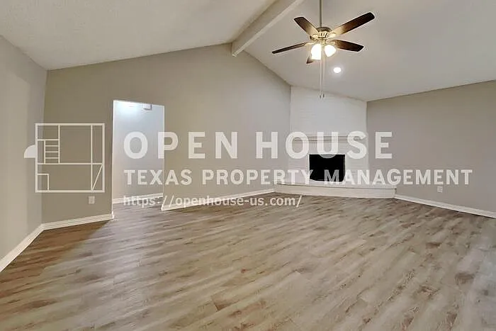6102 Cool Springs Dr — Photo 4