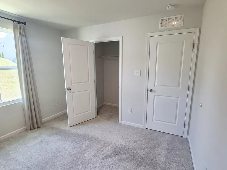 130 Robinia Rd — Photo 31