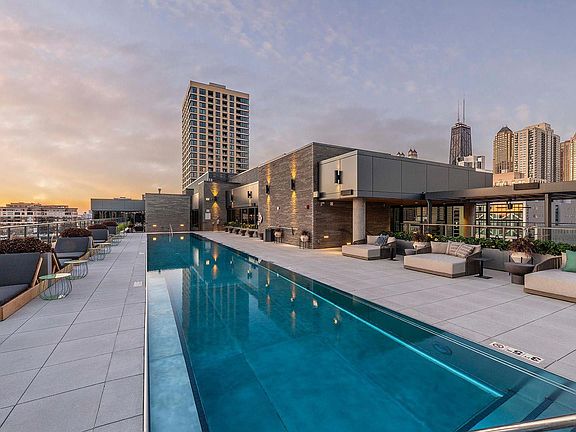 Marlowe Apartments Chicago Lap Pool at Sunset and Lounge Chairs