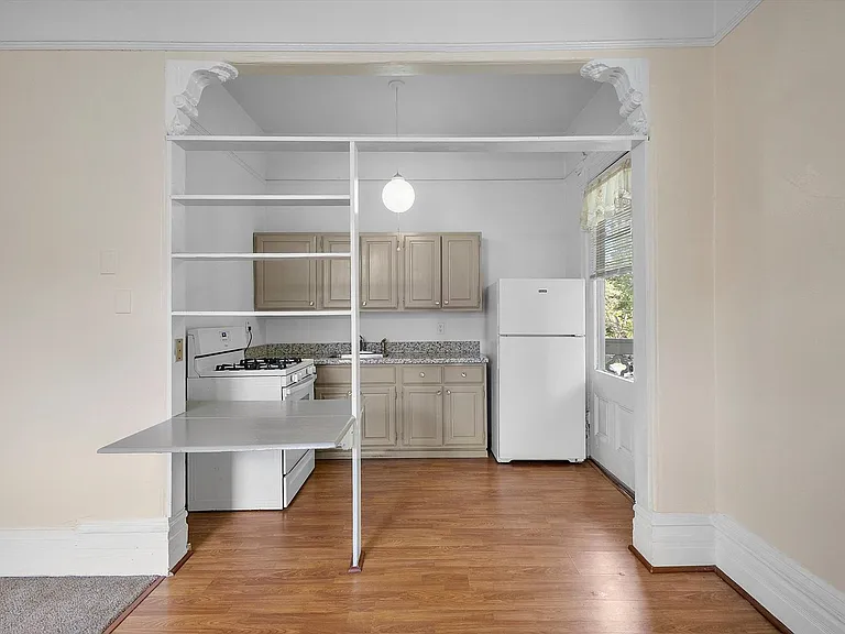 1231 Park Ave #C — Photo 8